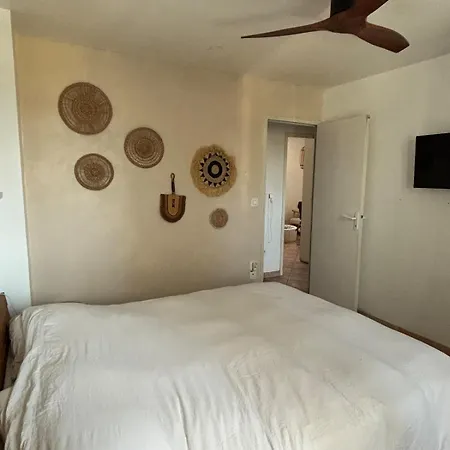 Hébergement de vacances Maison Au Calme Avec Piscine Bormes-les-Mimosas