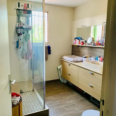 Maison Au Calme Avec Piscine Hébergement de vacances Bormes-les-Mimosas