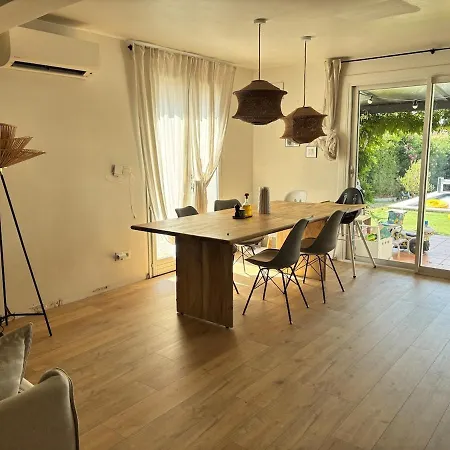 Hébergement de vacances Maison Au Calme Avec Piscine *